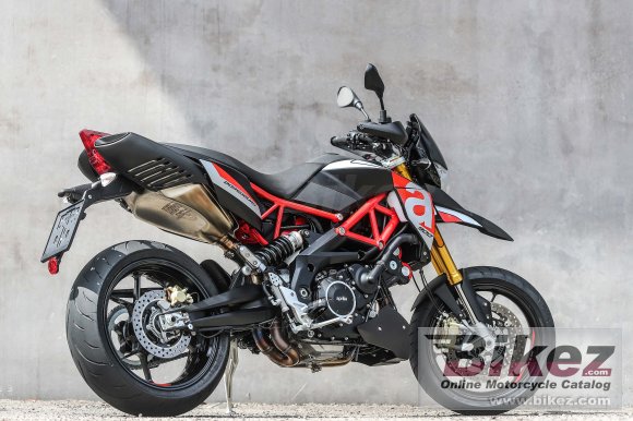 2018 Aprilia Dorsoduro 900