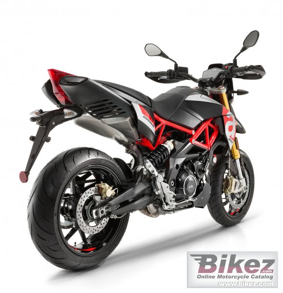 2018 Aprilia Dorsoduro 900