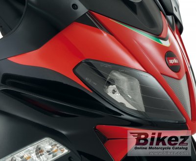 2019 Aprilia SR Max 300