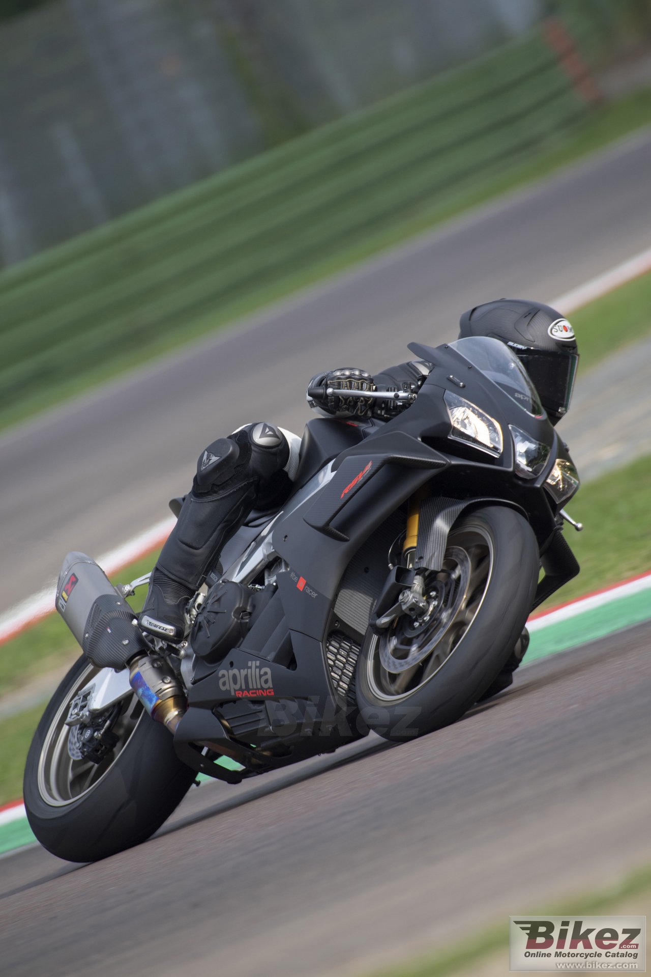 Aprilia RSV4 1100 Factory