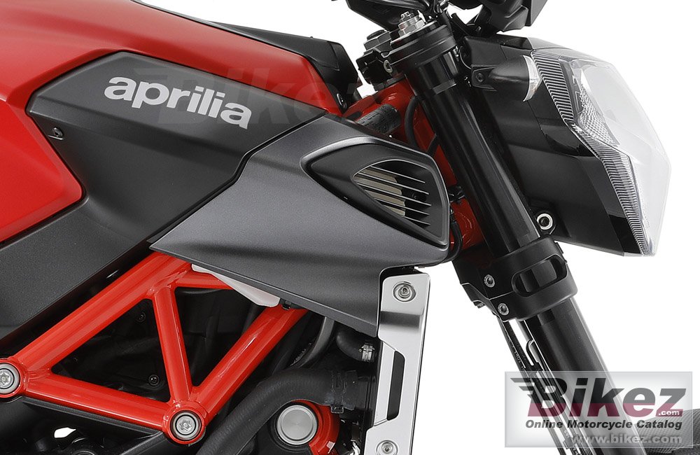 Aprilia Shiver 900