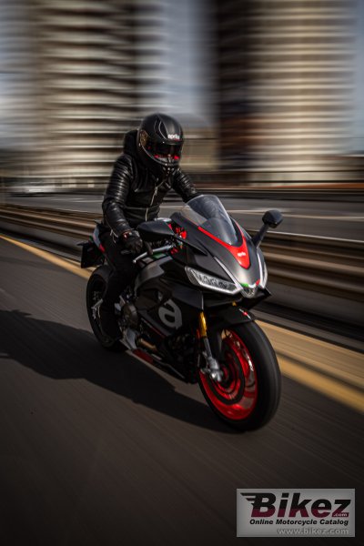 2021 Aprilia RS 660