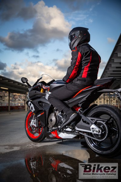2021 Aprilia RS 660