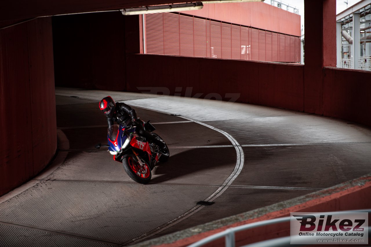Aprilia RS 660