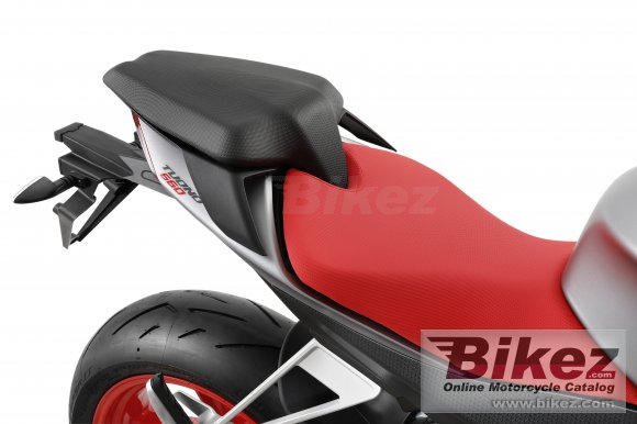 2021 Aprilia Tuono 660