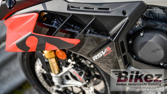 2022 Aprilia RSV4