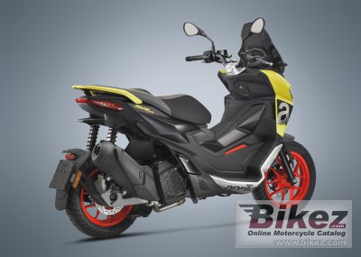 2022 Aprilia SR GT 200