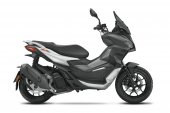 2025 Aprilia SR GT 125