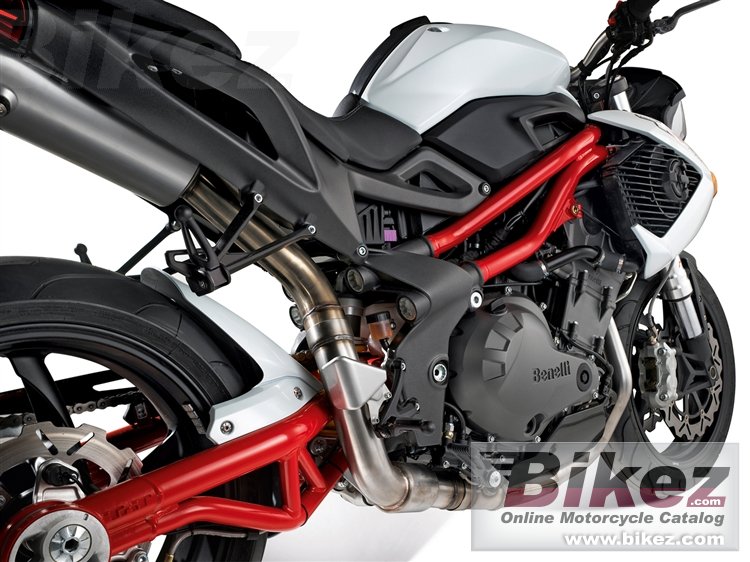 Benelli TNT 899