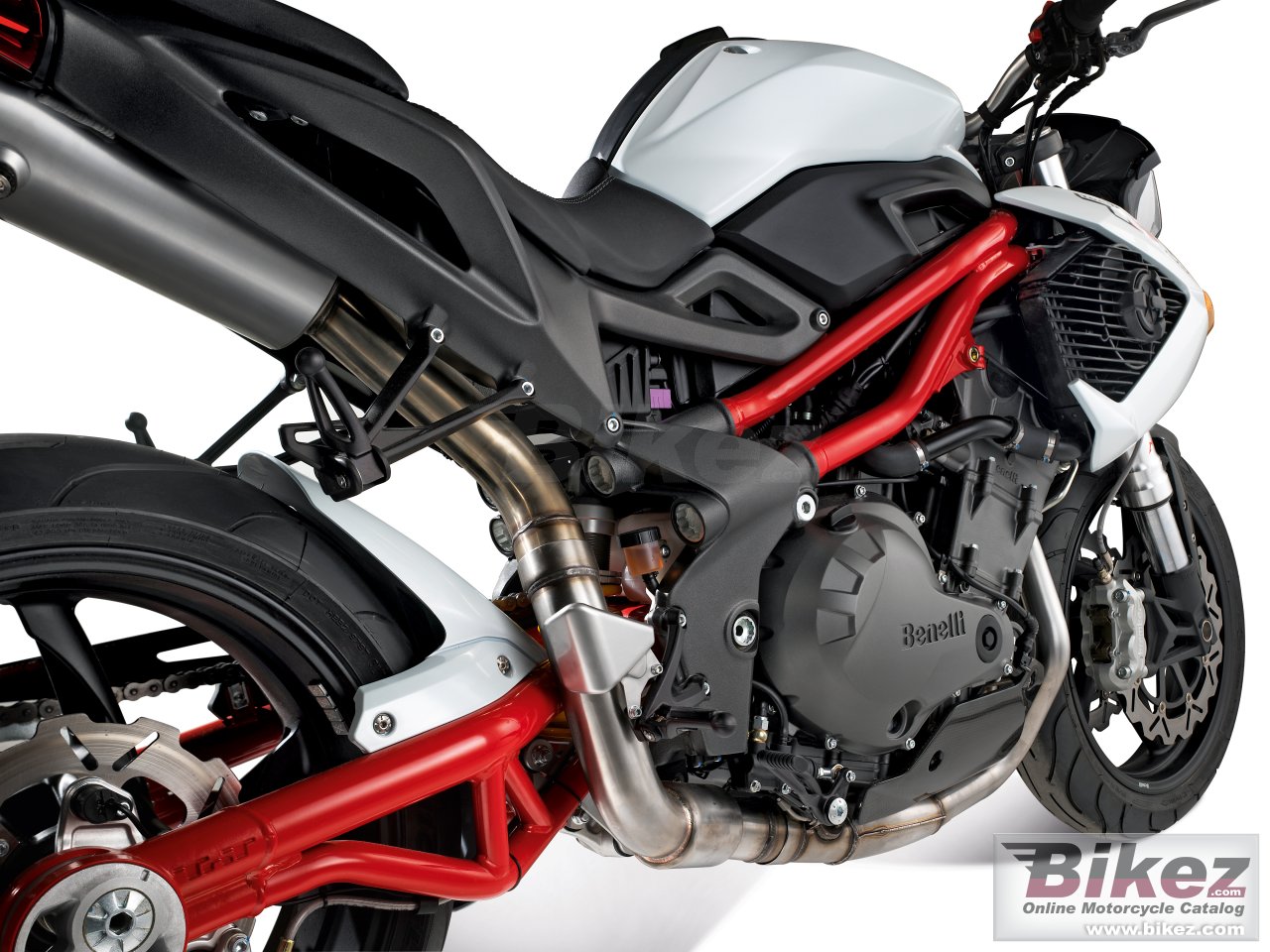 Benelli TNT 899