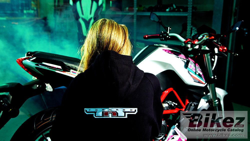 Benelli TNT 25