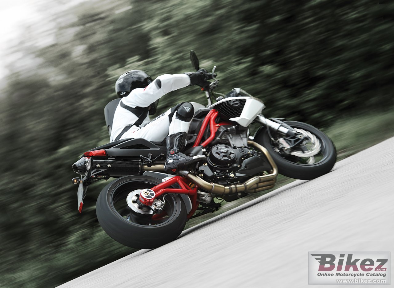 Benelli TNT 1130 R