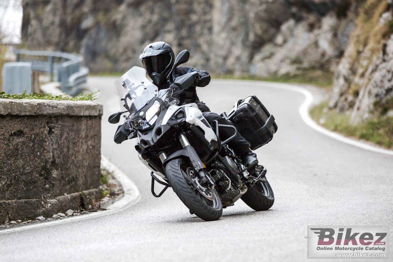 Benelli TRK 502