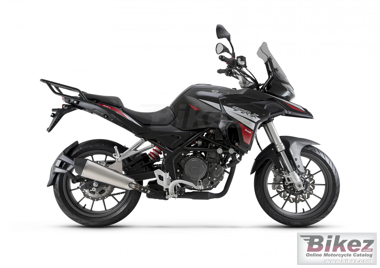 Benelli TRK 251