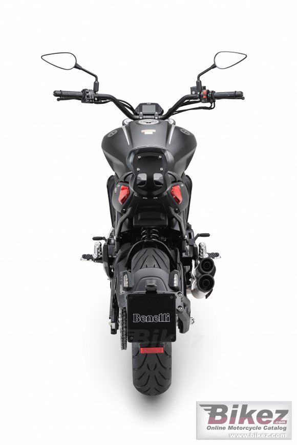 2022 Benelli 502 Cruiser