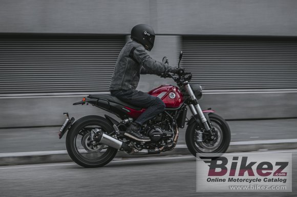 2022 Benelli Leoncino 500 ES