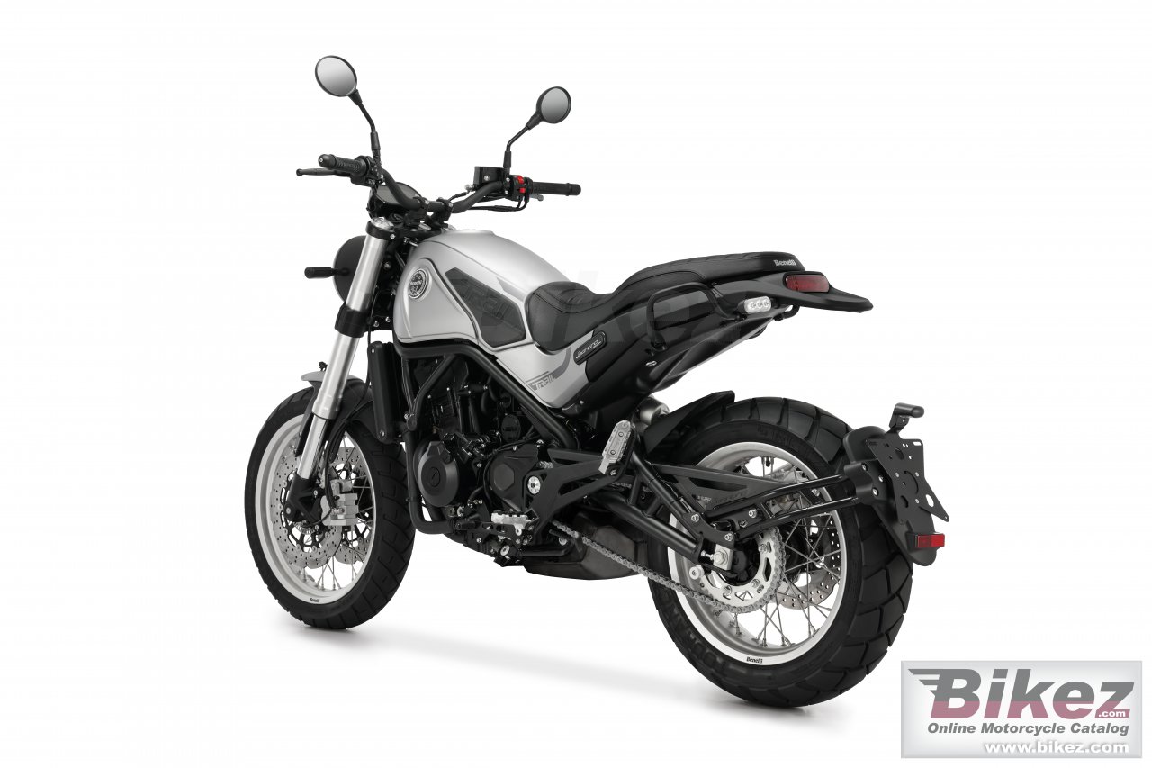 Benelli Leoncino 500 Trail ES