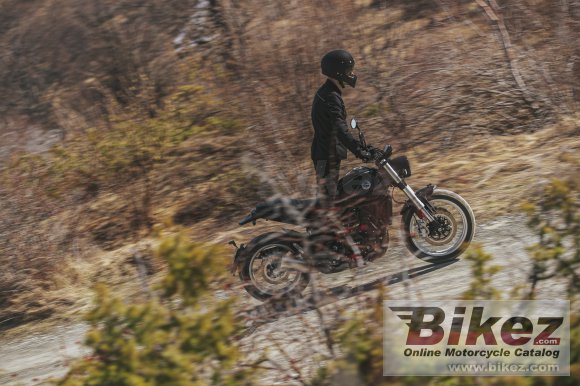 2022 Benelli Leoncino 500 Trail ES