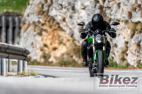 2023 Benelli 752 S