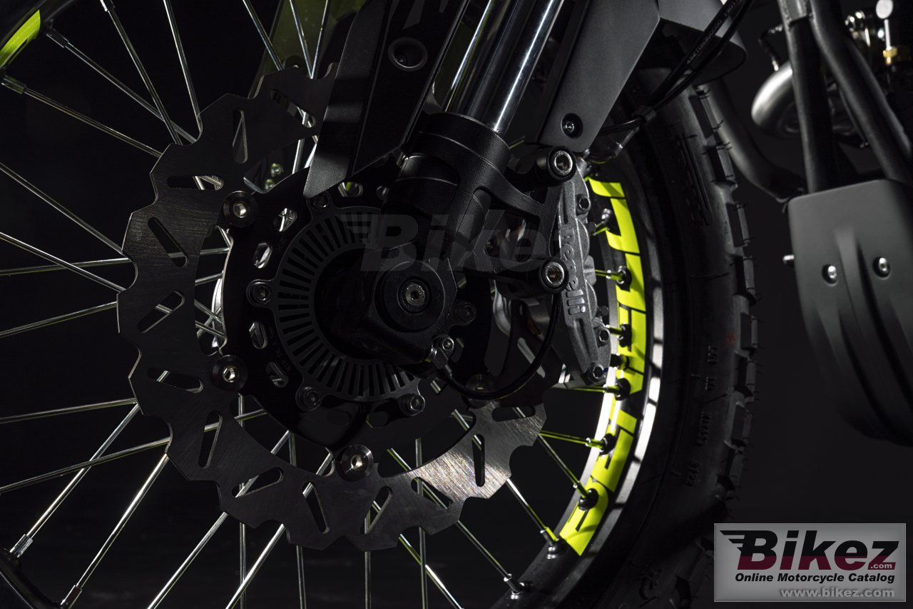 Benelli BKX 250