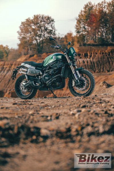 2023 Benelli Leoncino 800 Trail