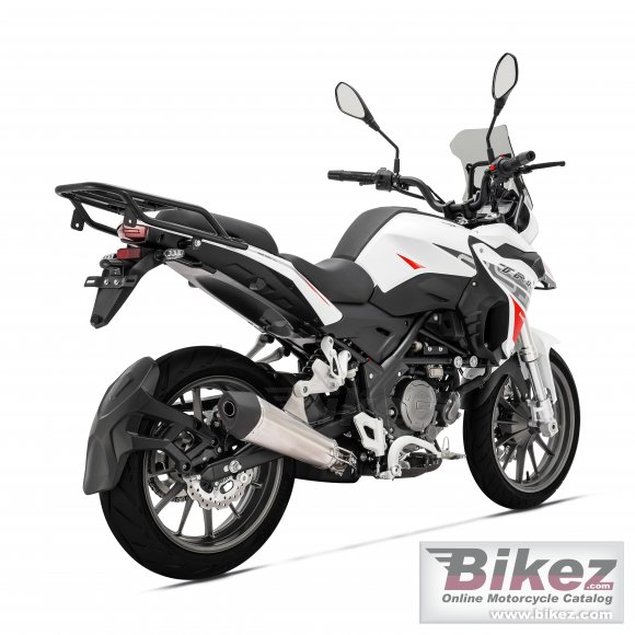 2023 Benelli TRK 251