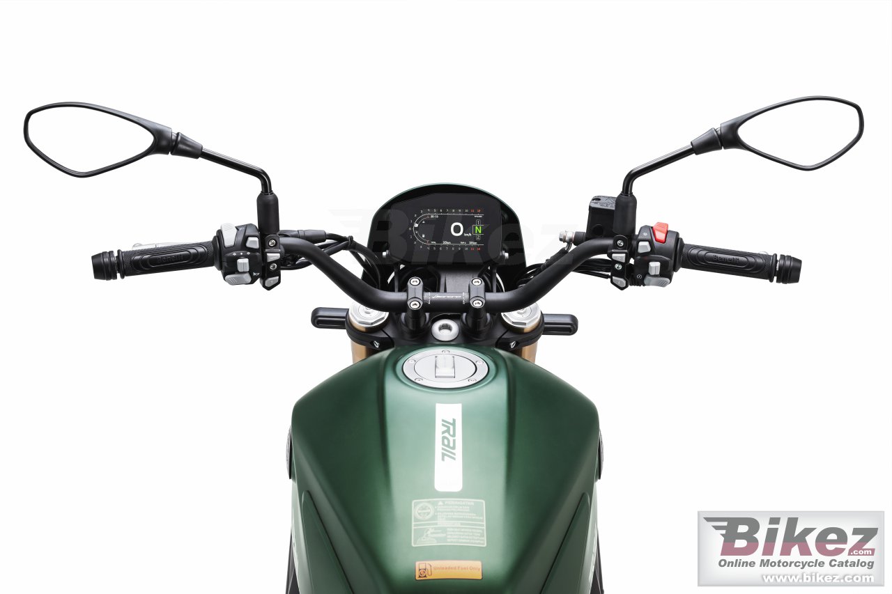 Benelli Leoncino 800 Trail