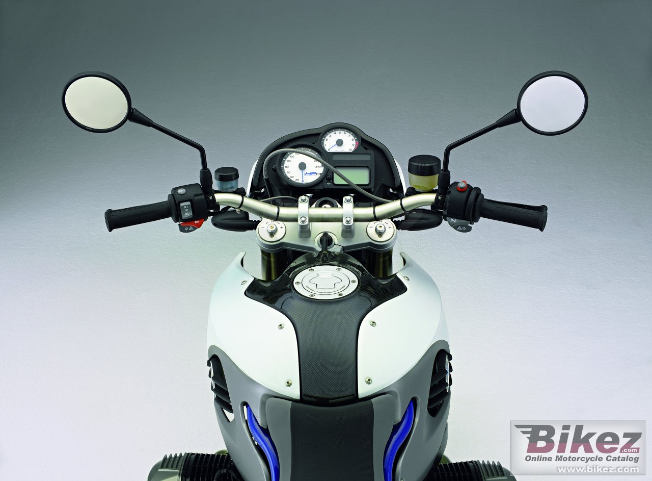 BMW HP2 Megamoto