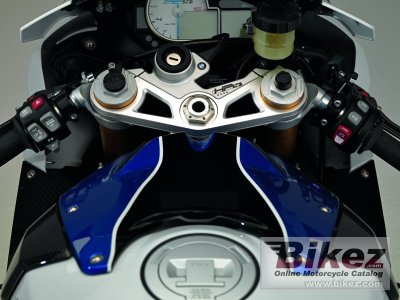 2013 BMW HP4