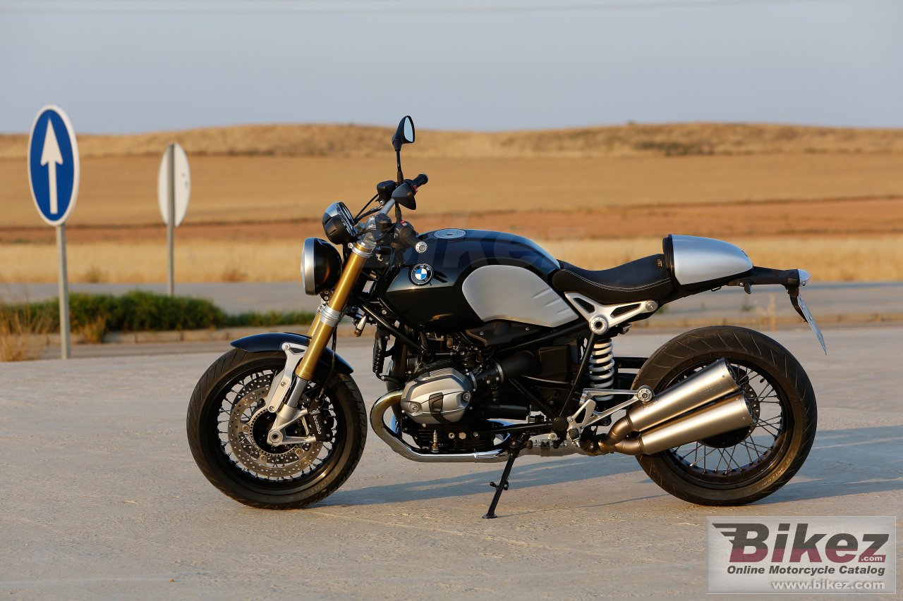 BMW R nine T