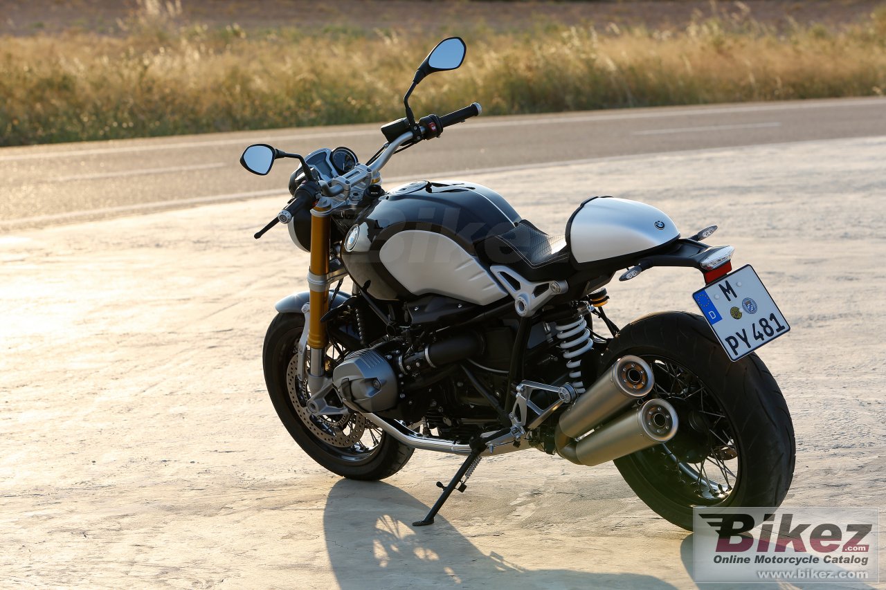 BMW R nine T