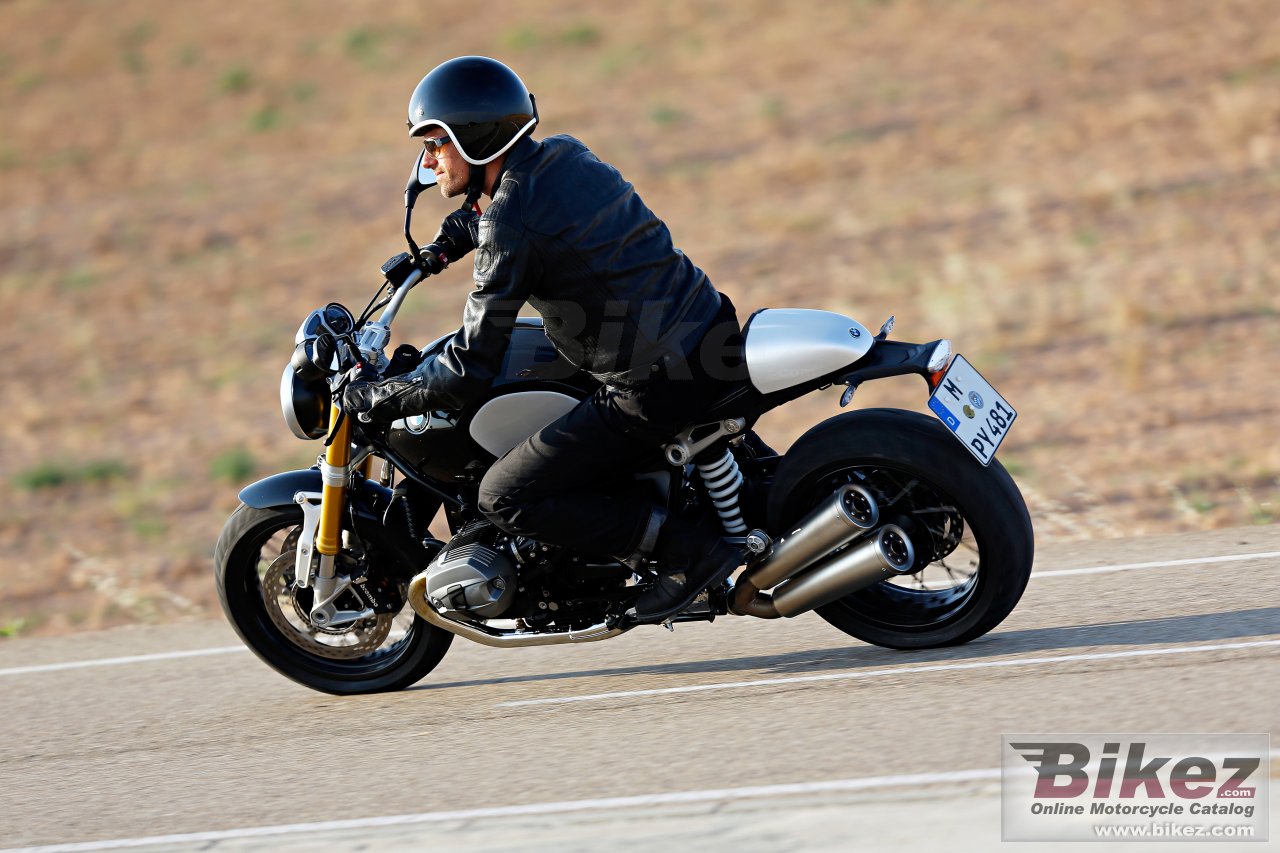 BMW R nine T