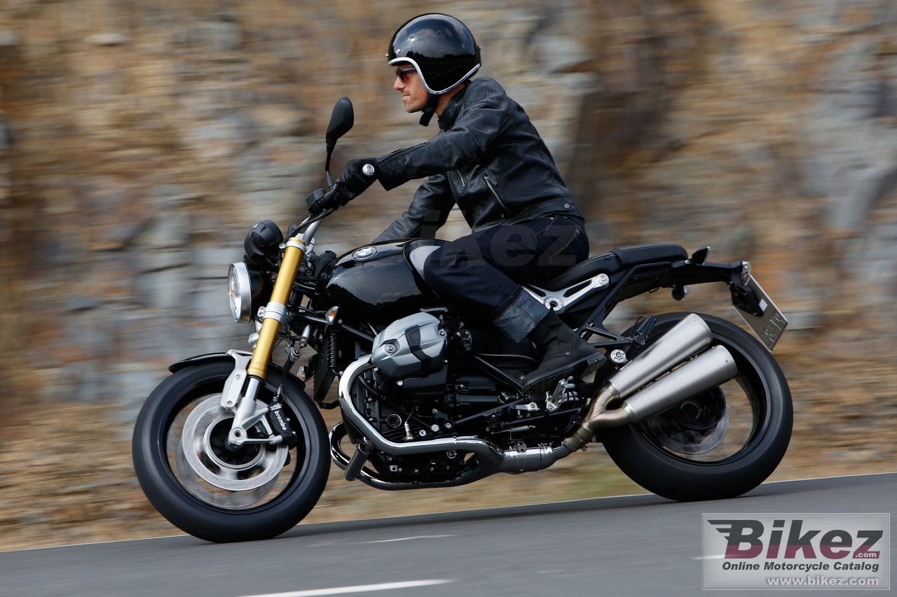 BMW R nine T