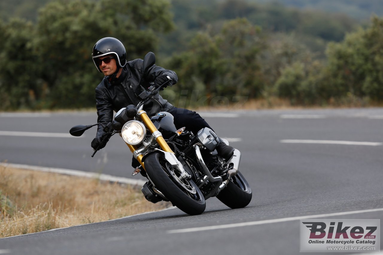 BMW R nine T