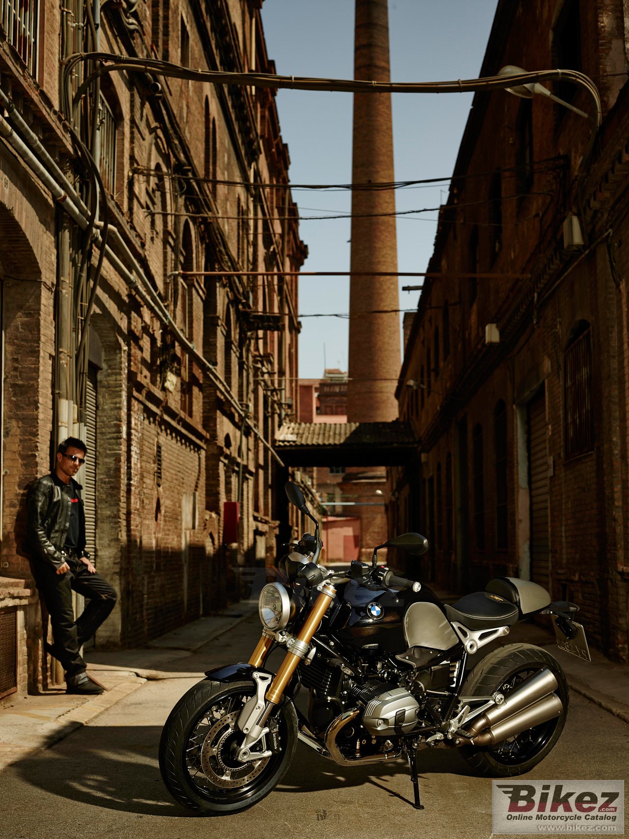 BMW R nine T