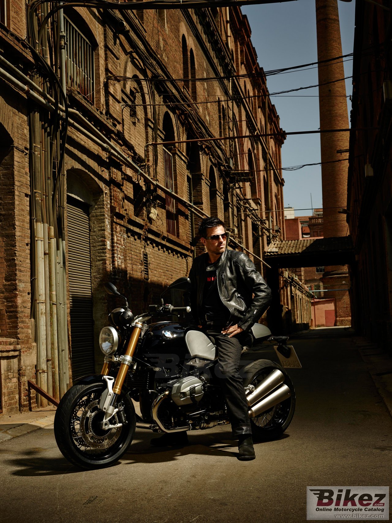 BMW R nine T