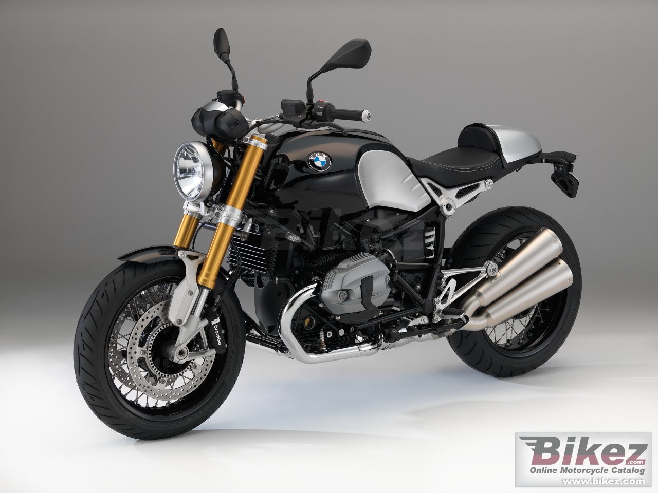 BMW R nine T