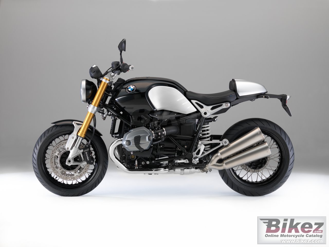 BMW R nine T