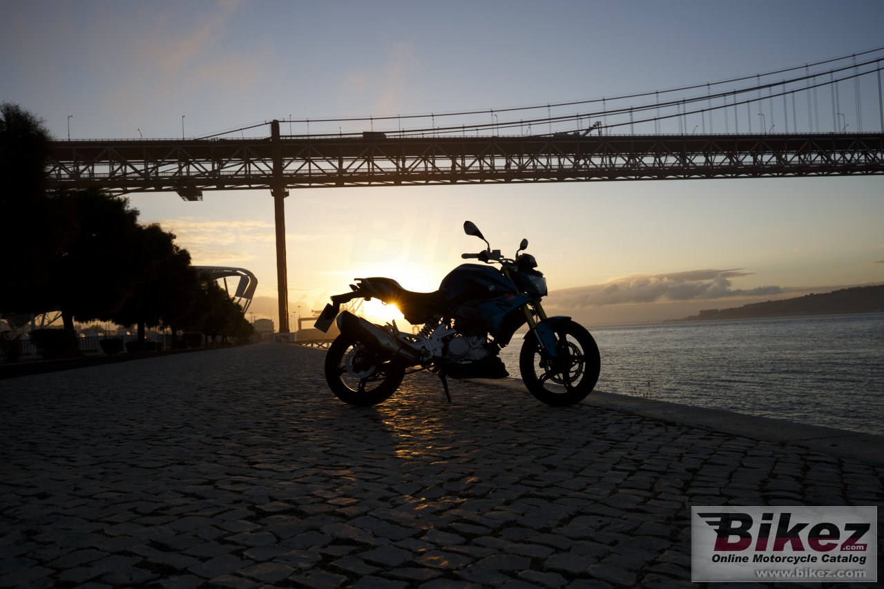 BMW G 310 R