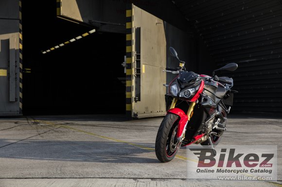 2017 BMW S 1000 R