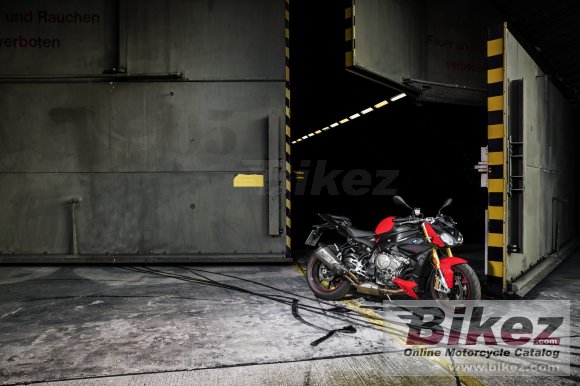 2017 BMW S 1000 R