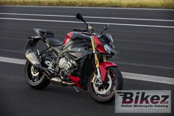 2017 BMW S 1000 R