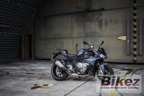 2017 BMW S 1000 R