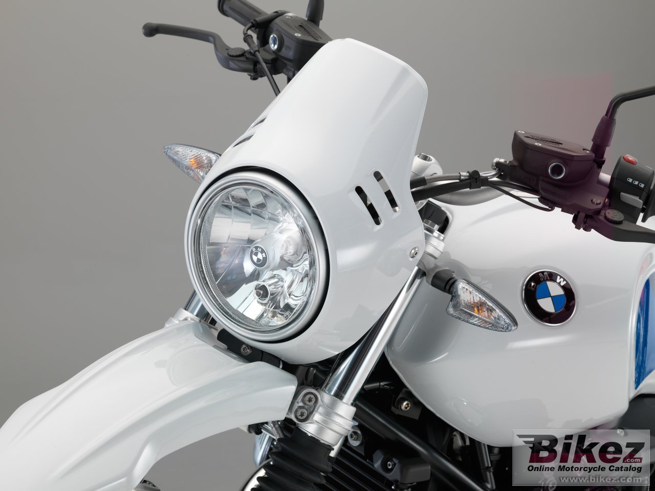 BMW R nineT