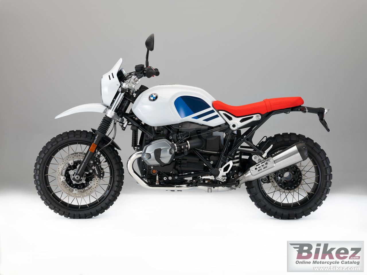 BMW R nineT