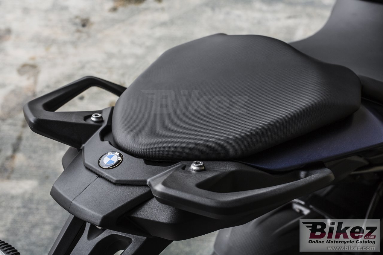 BMW S 1000 XR