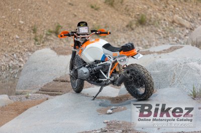 2017 BMW Concept Lac Rose