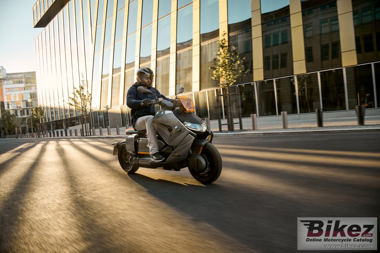 BMW CE 04