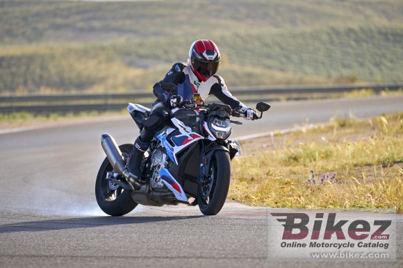 2023 BMW M 1000 R