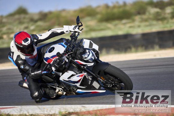 2023 BMW M 1000 R